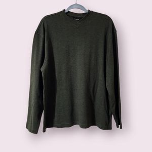 George V-neck Pullover Sweater Mens Size Large Y2K Trends Sustainable Fashion